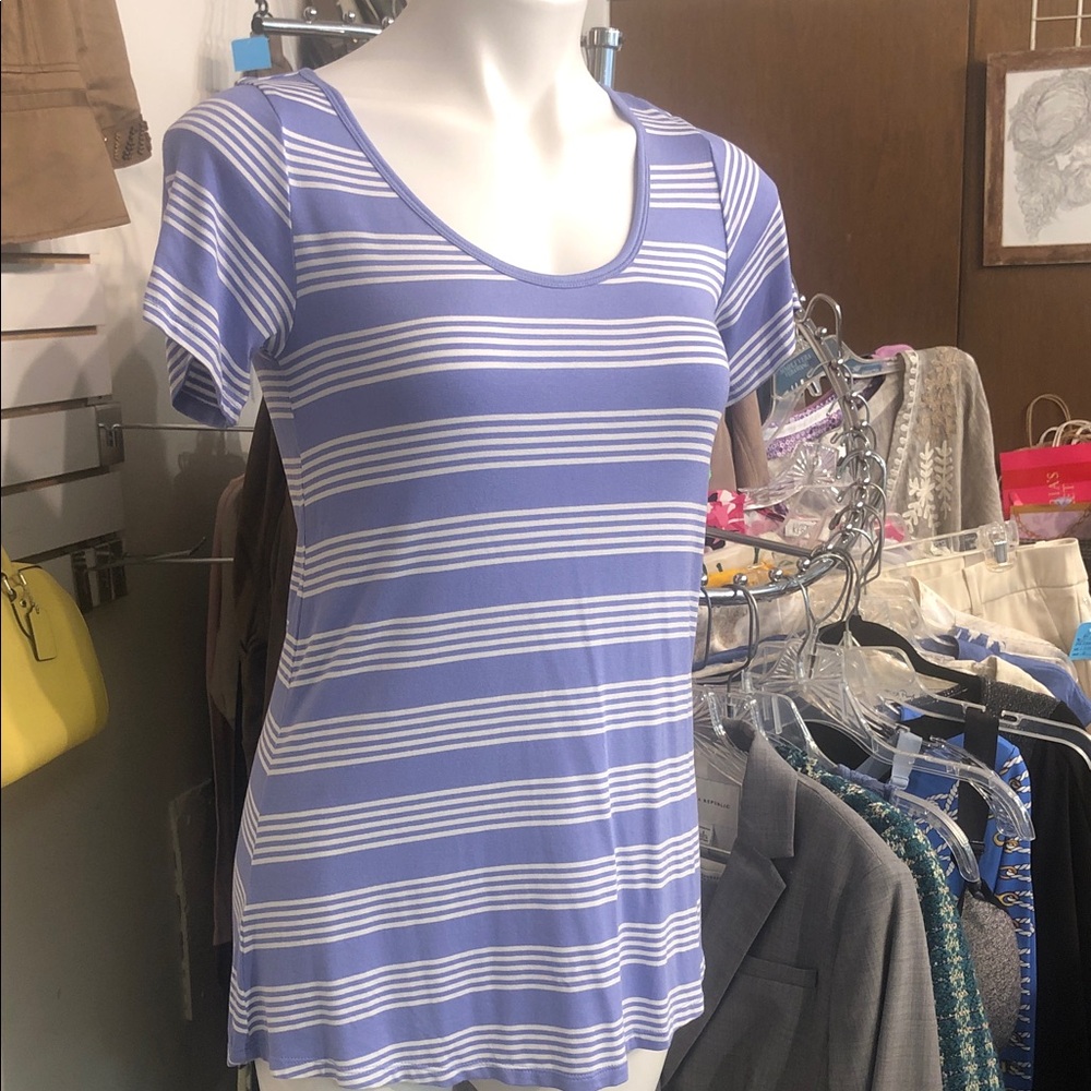 LuLaRoe Periwinkle Blue and White Striped Short Sleeve Top